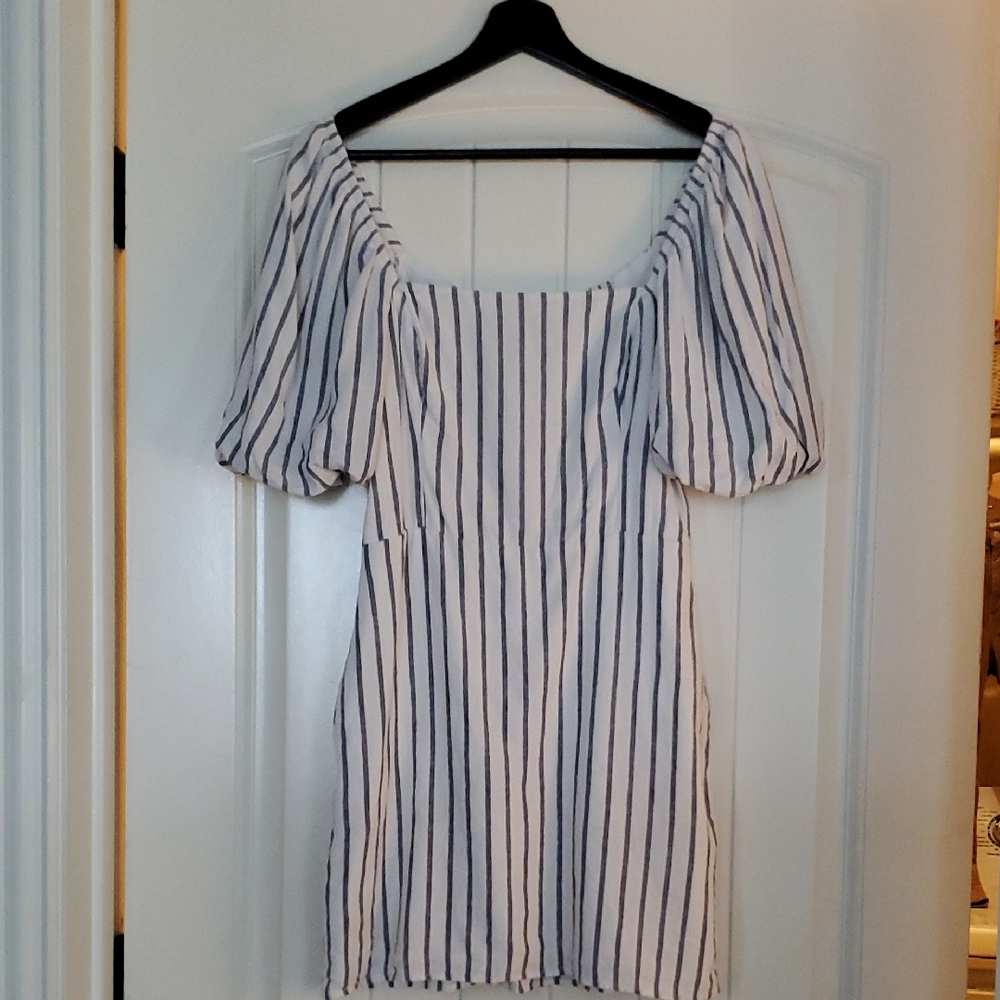 Abercrombie & Fitch White Mini Dress with Navy Vertical Stripes